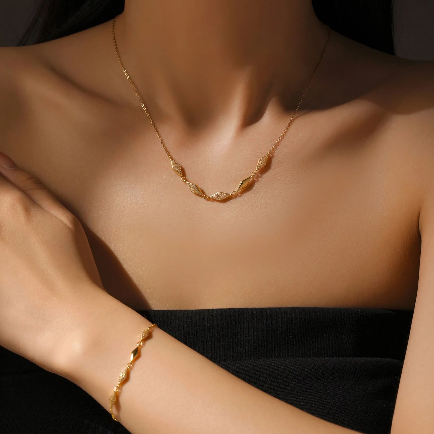 Radiant Rhombus Jewelry Set