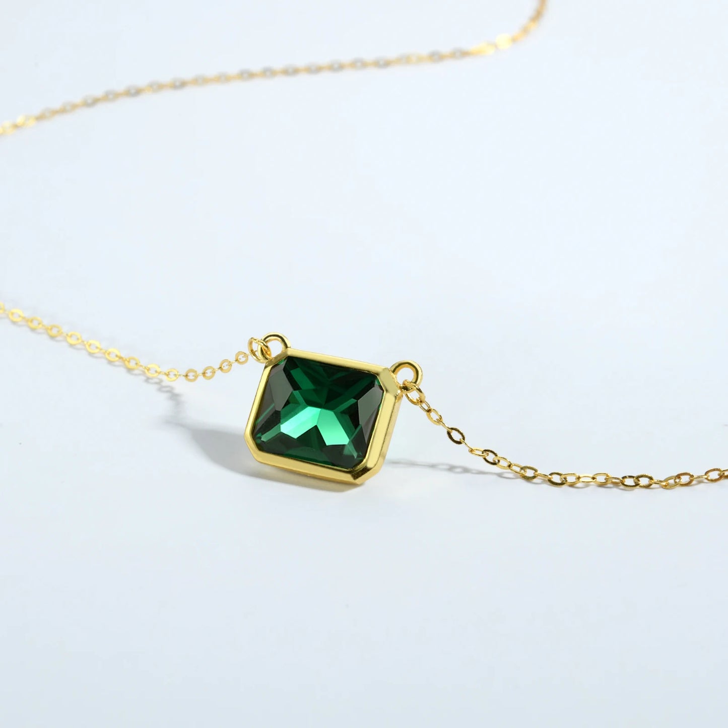 Emerald Luxe Pendant