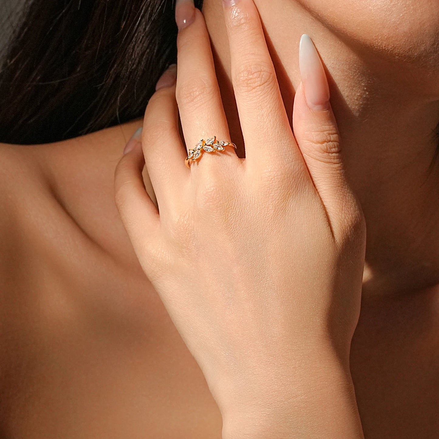 Marquise Leaf Sparkle Ring