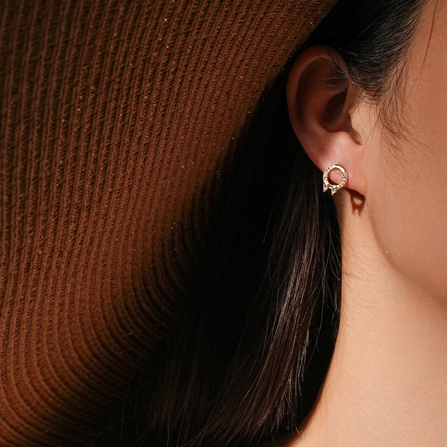 Golden Teardrop Spark Earrings