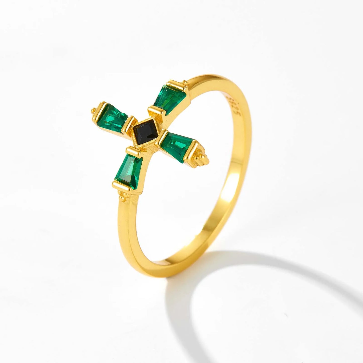 Marilyn Luxe Ring