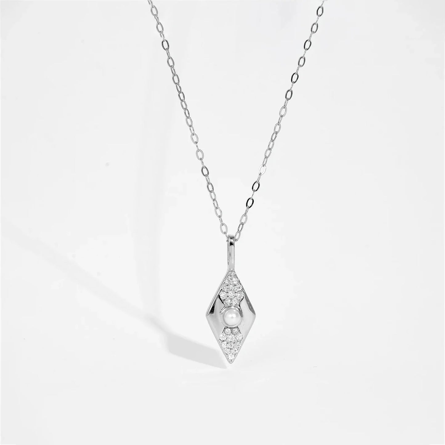 Rhombus Necklace with Freshwater Pearl