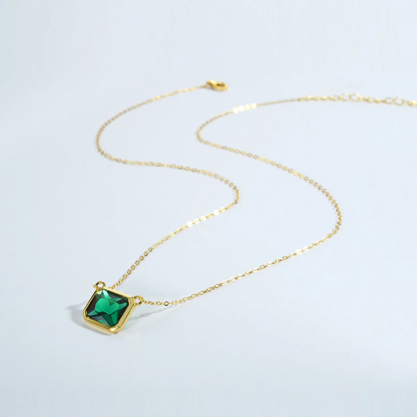 Emerald Luxe Pendant