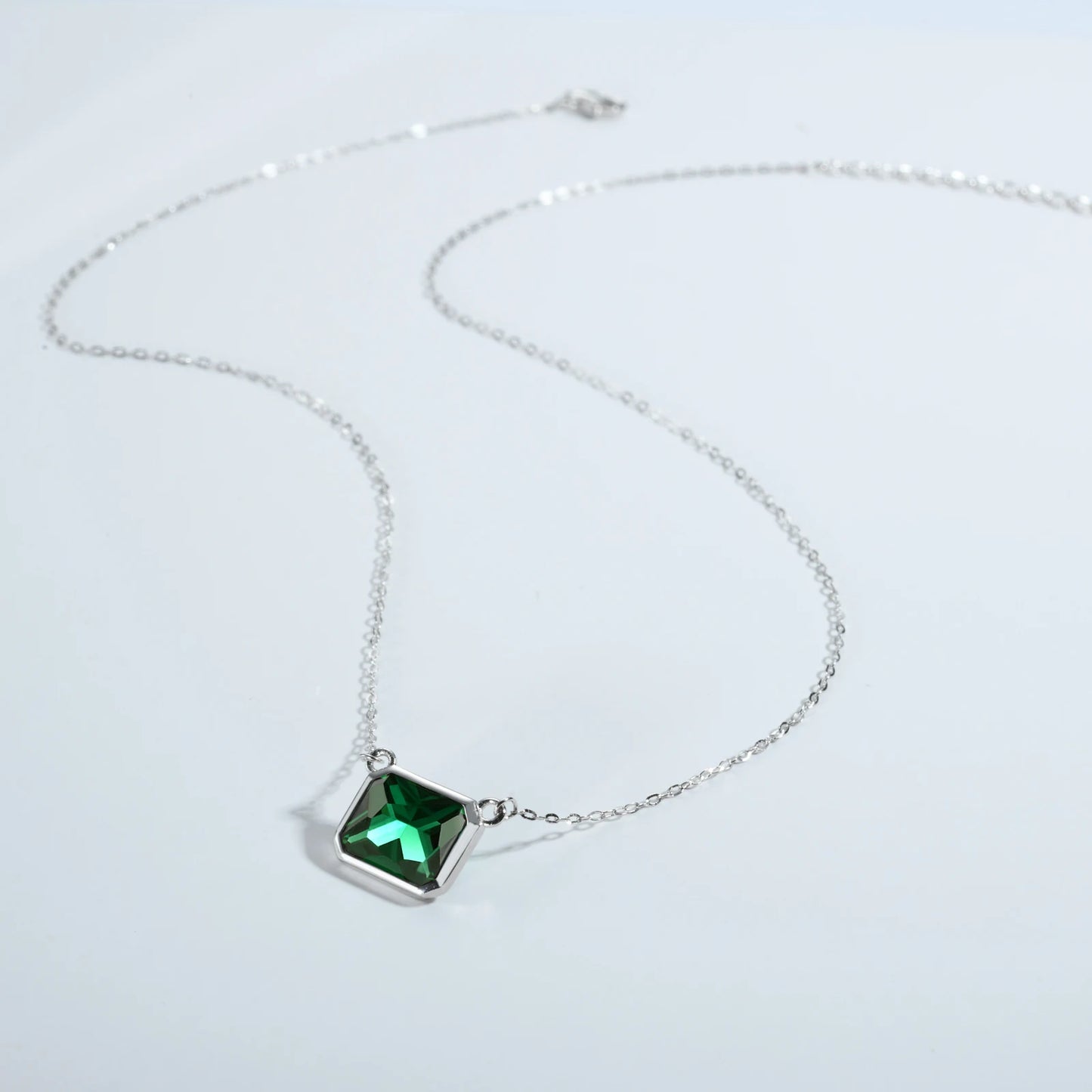 Emerald Luxe Pendant