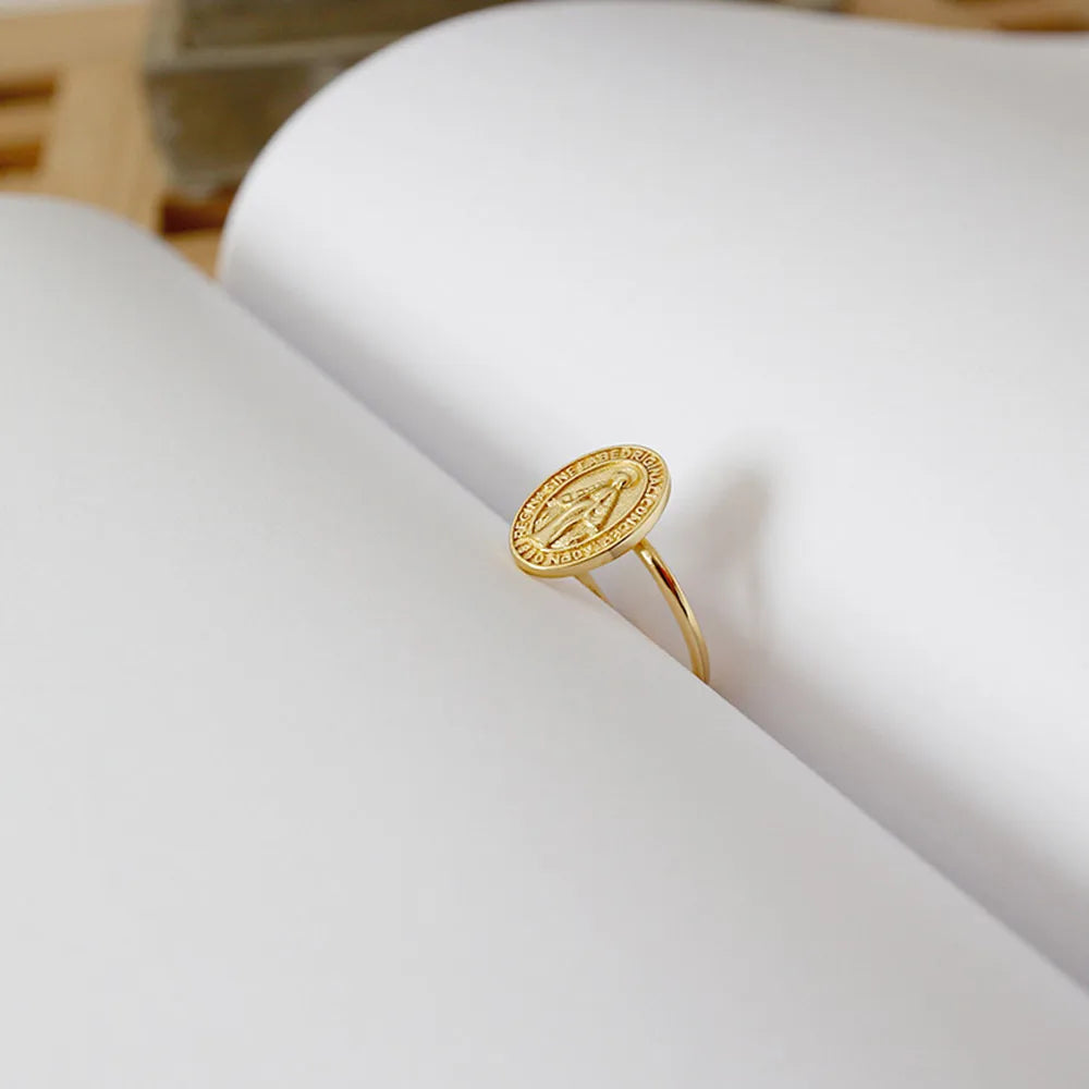 Regal Orb Ring