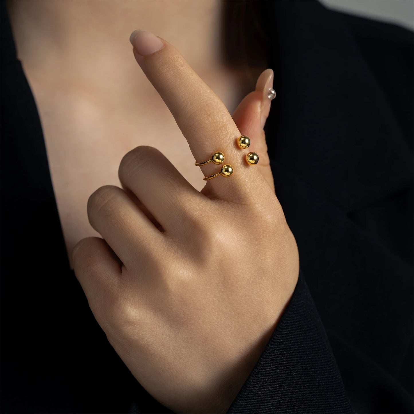 Orba Line Ring