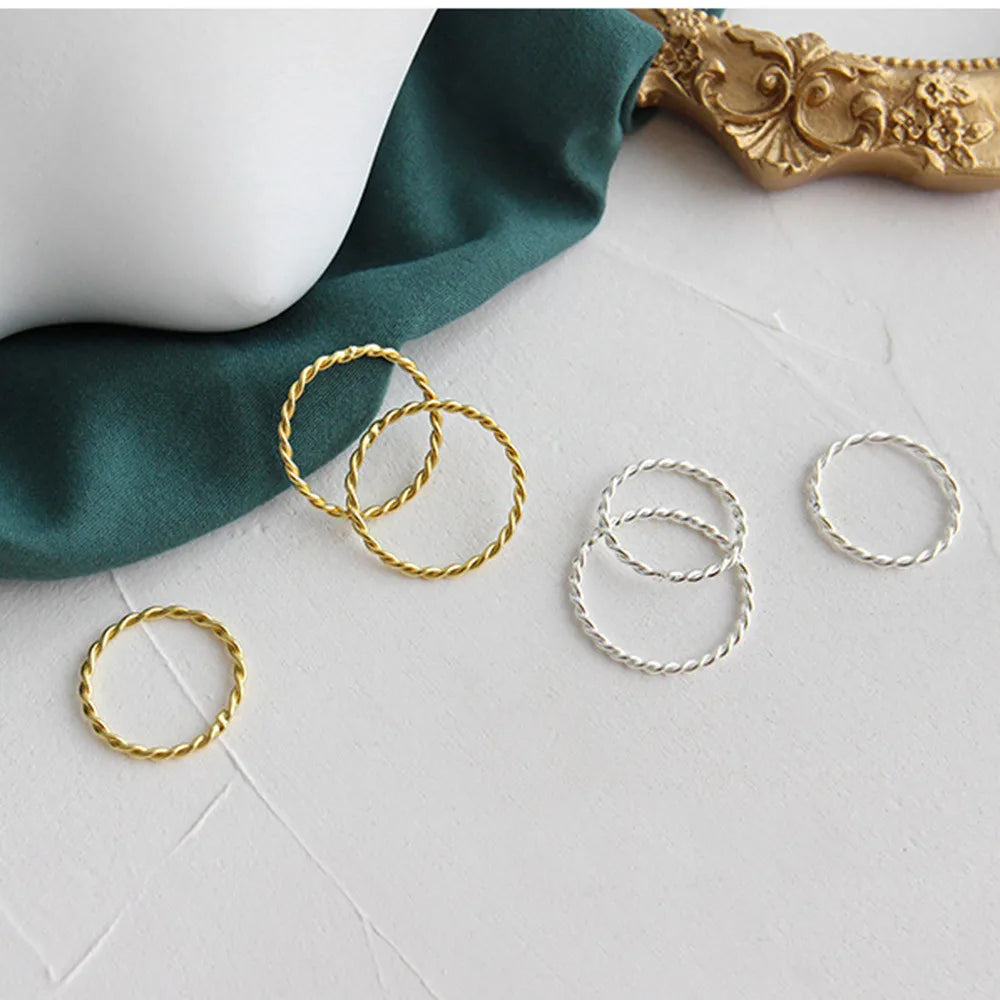 Twisted Gold Circle Ring