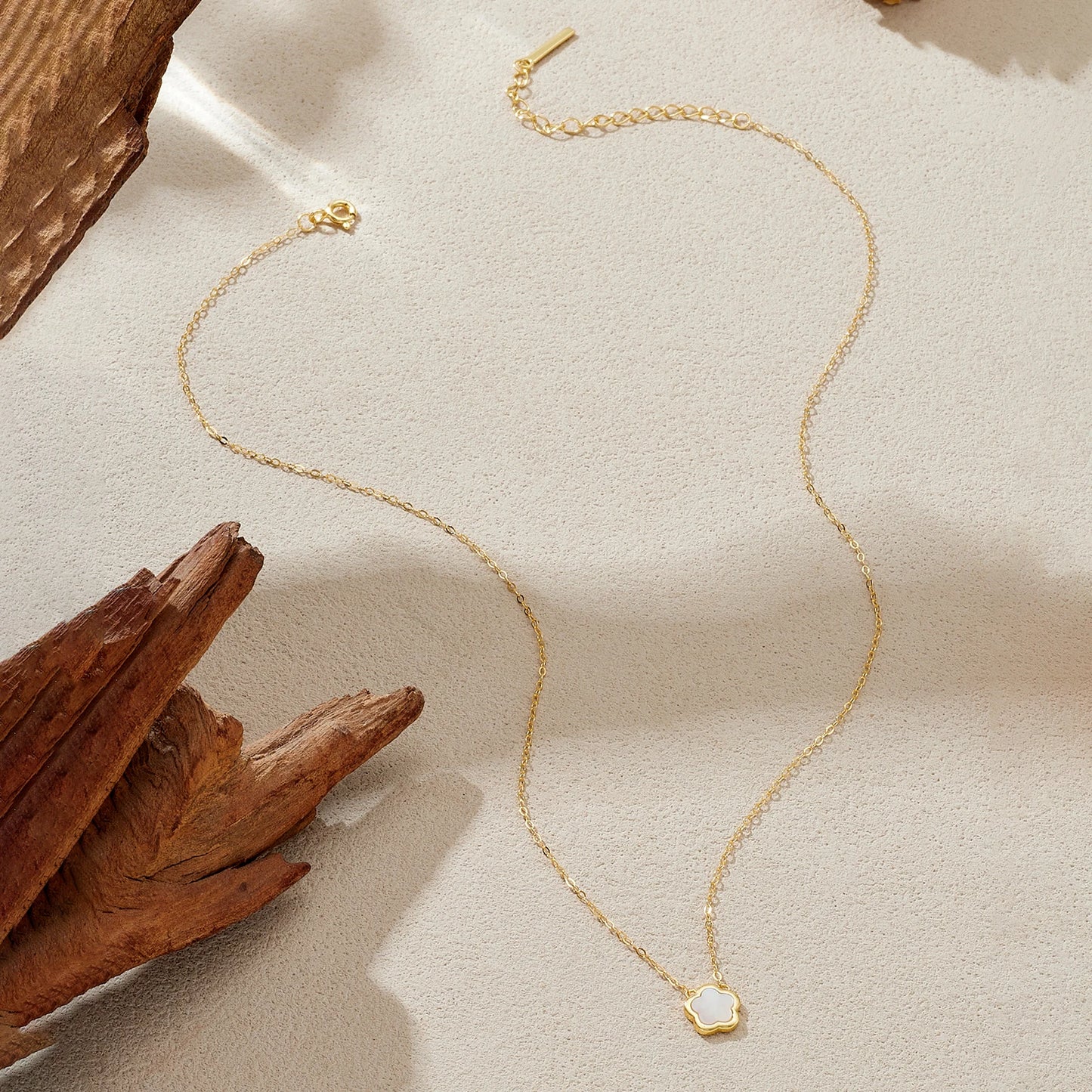 Seafleur Necklace