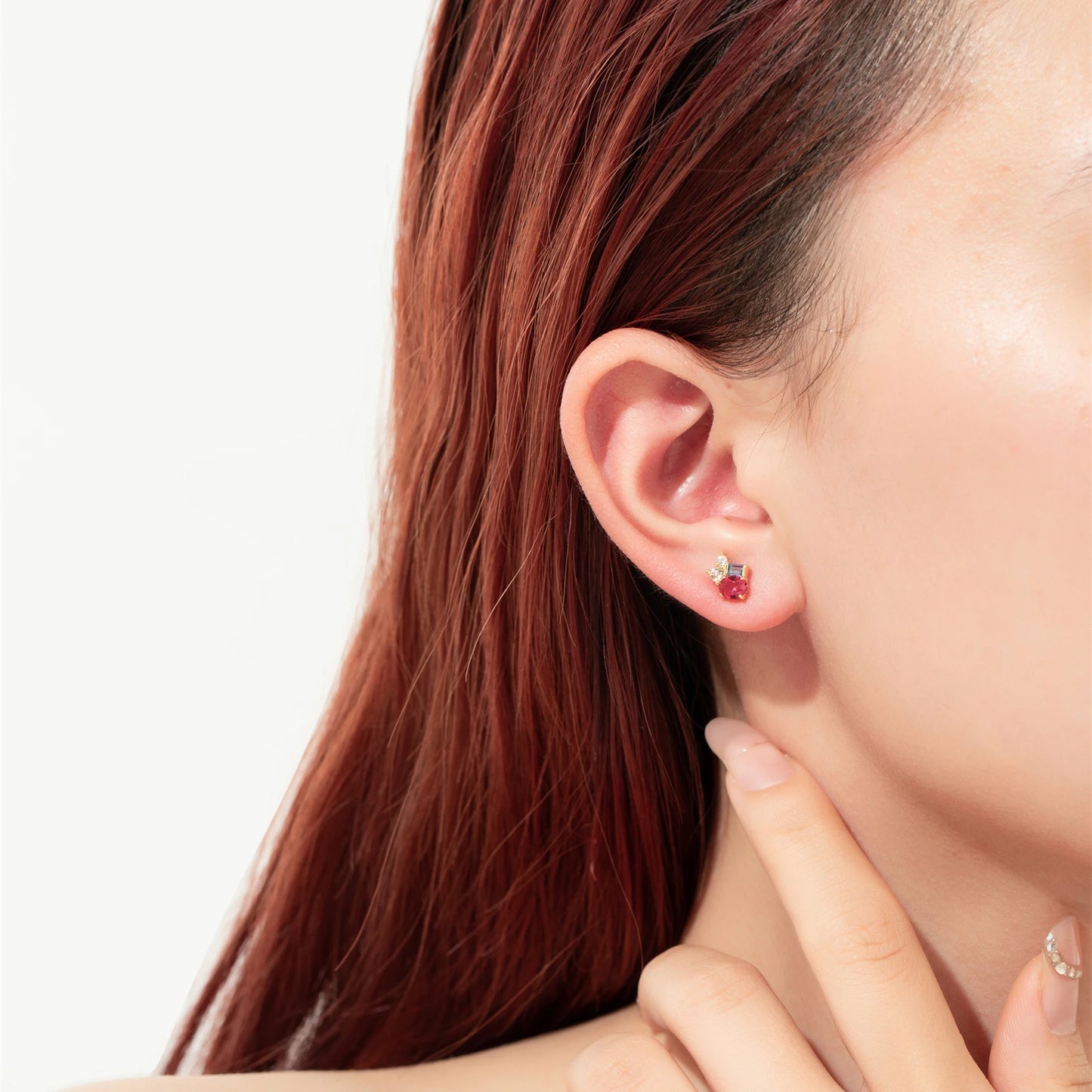 Eterna Spark Stud Earrings