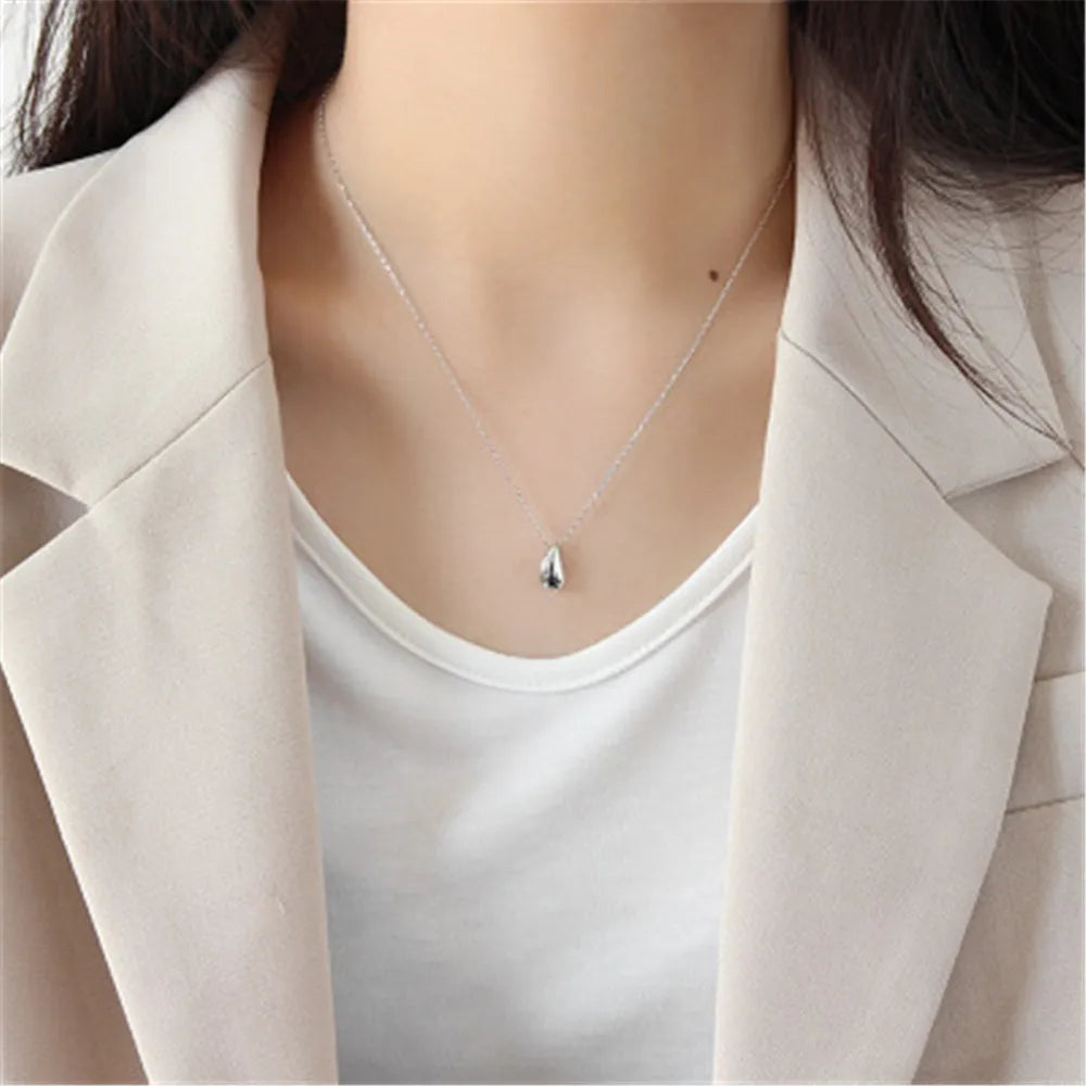 The Aqua Glow Pendant Necklace
