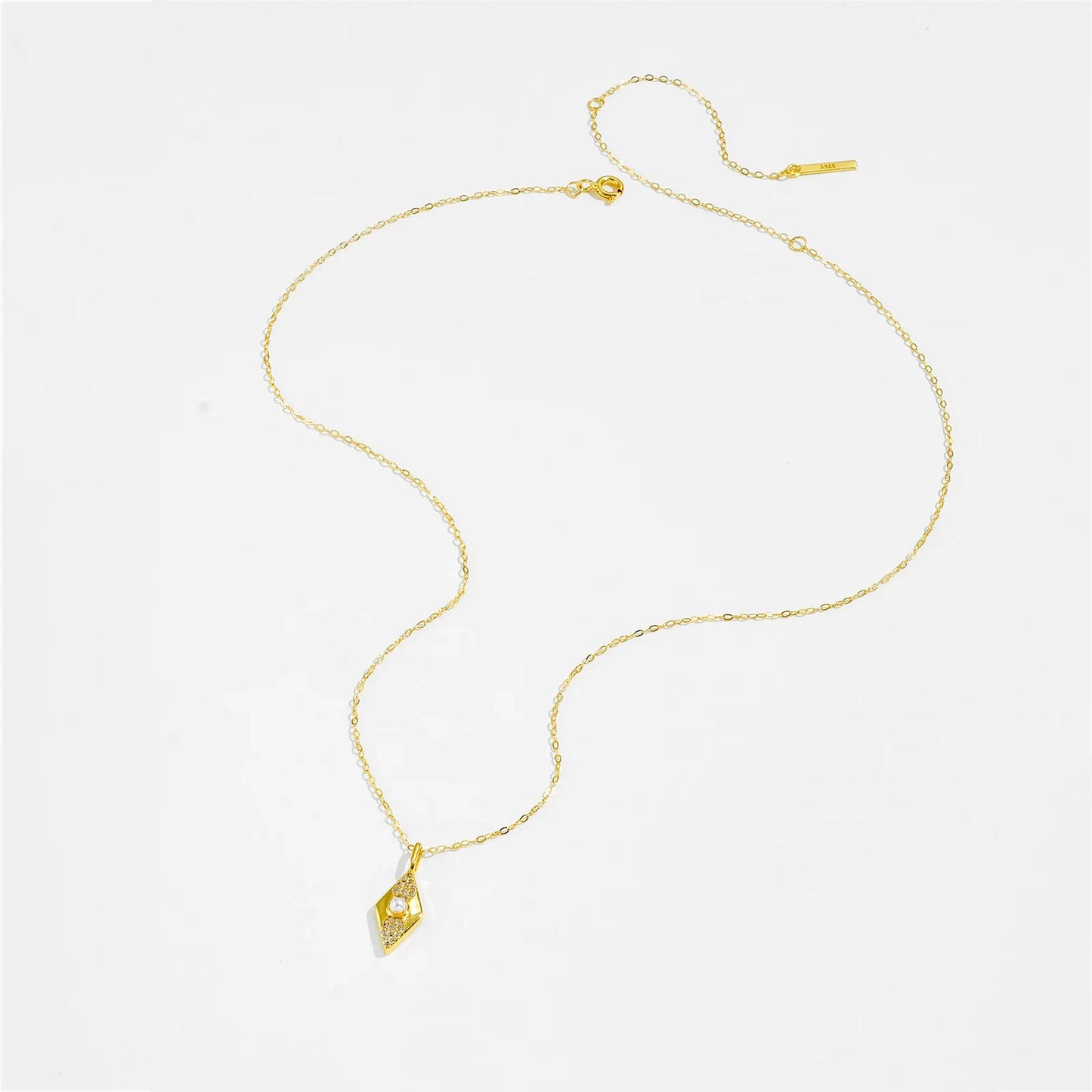 Rhombus Necklace with Freshwater Pearl