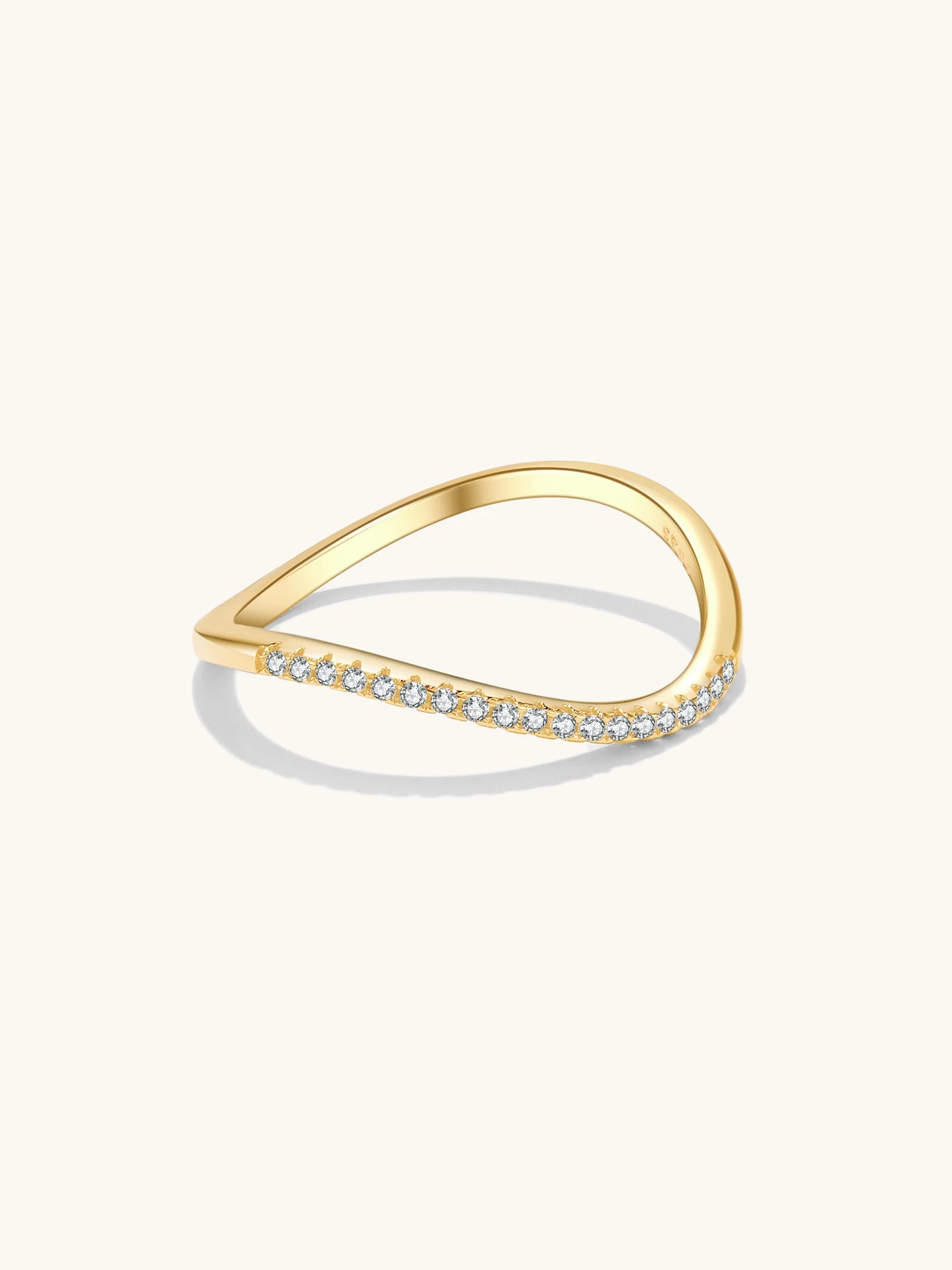 Eterna Circle Ring