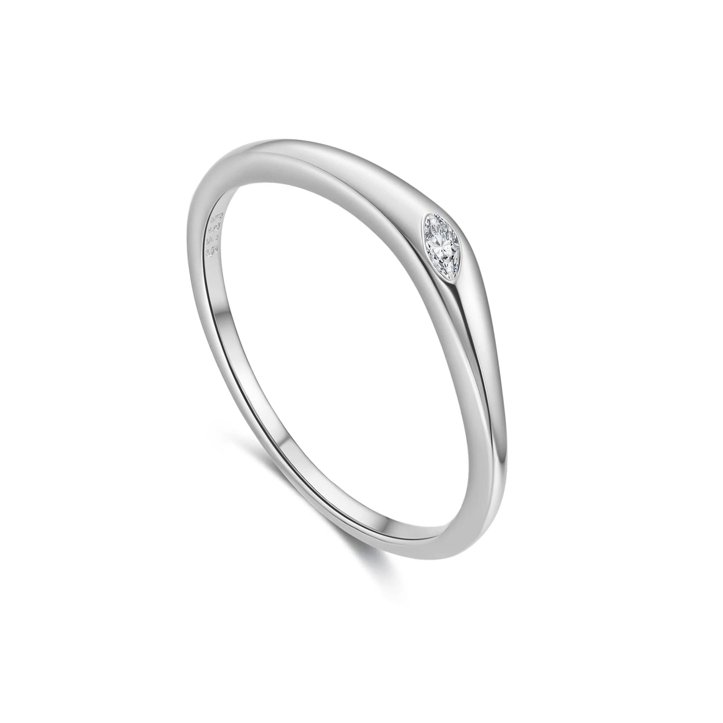 Solitaire Marquise Dainty Ring