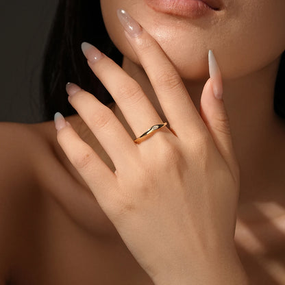 Solitaire Marquise Dainty Ring